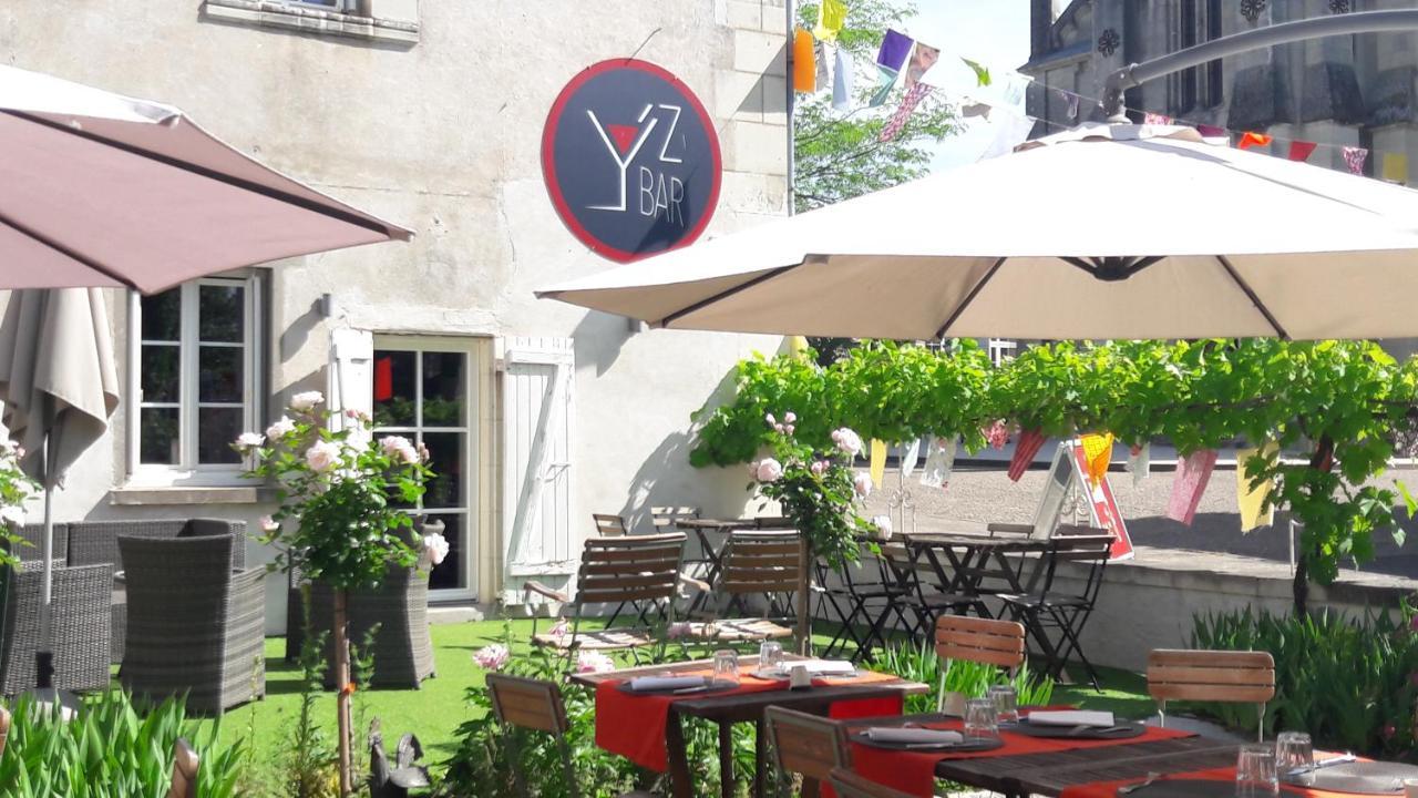 Logis Hotel Restaurant Relais De La Mothe Yzeures-sur-Creuse Buitenkant foto
