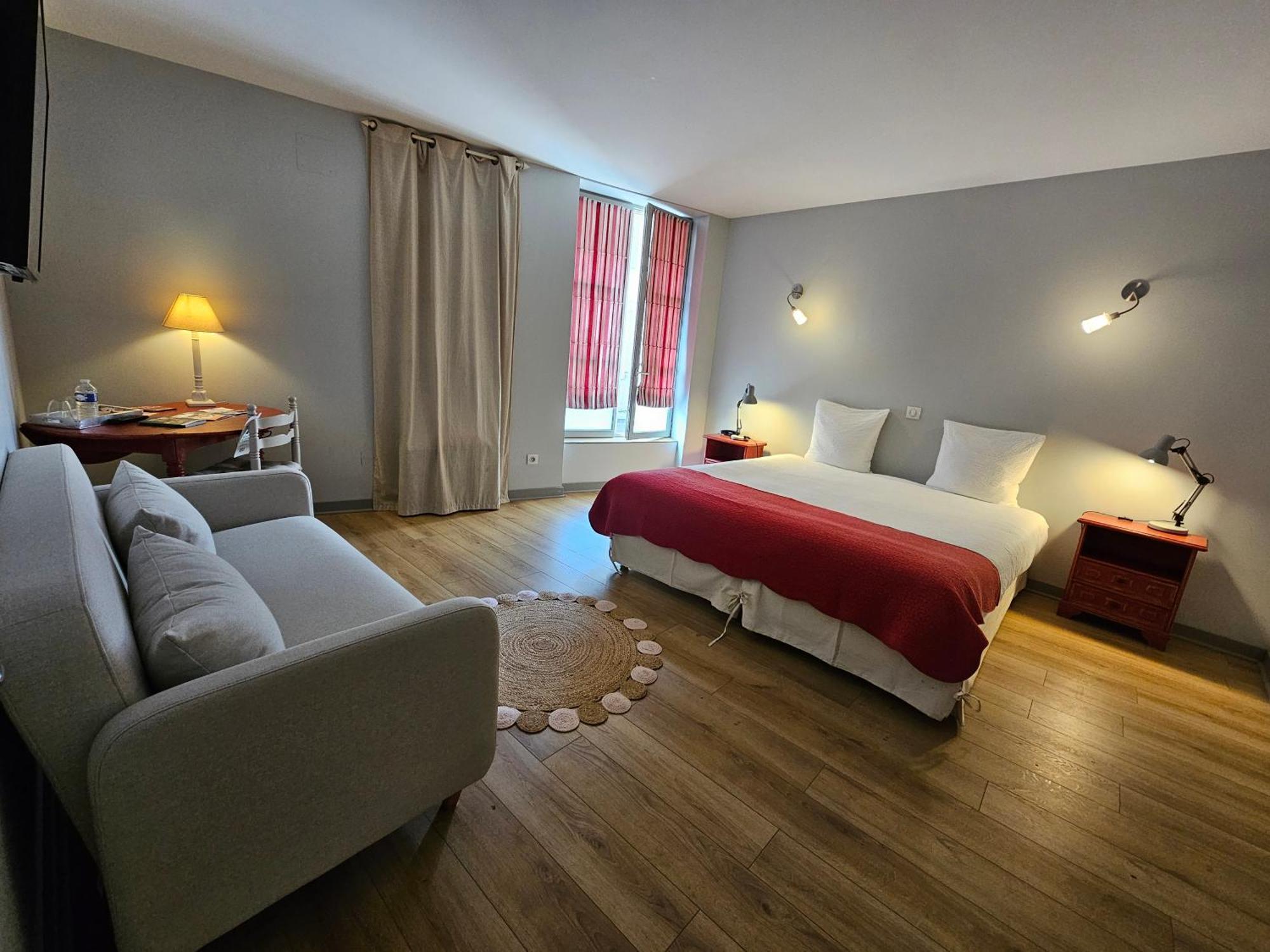 Logis Hotel Restaurant Relais De La Mothe Yzeures-sur-Creuse Buitenkant foto