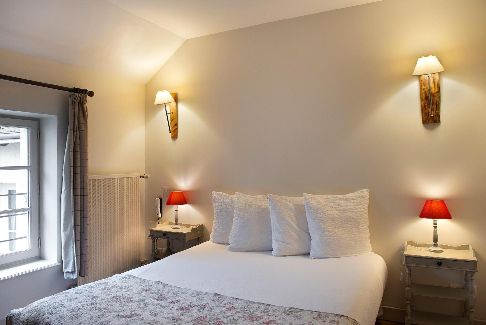 Logis Hotel Restaurant Relais De La Mothe Yzeures-sur-Creuse Buitenkant foto